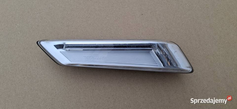 VOLVO FH5 FH 5 KIERUNKOWSKAZ PRAWY PRZEDŁUŻENIA lubuskie Bieleń