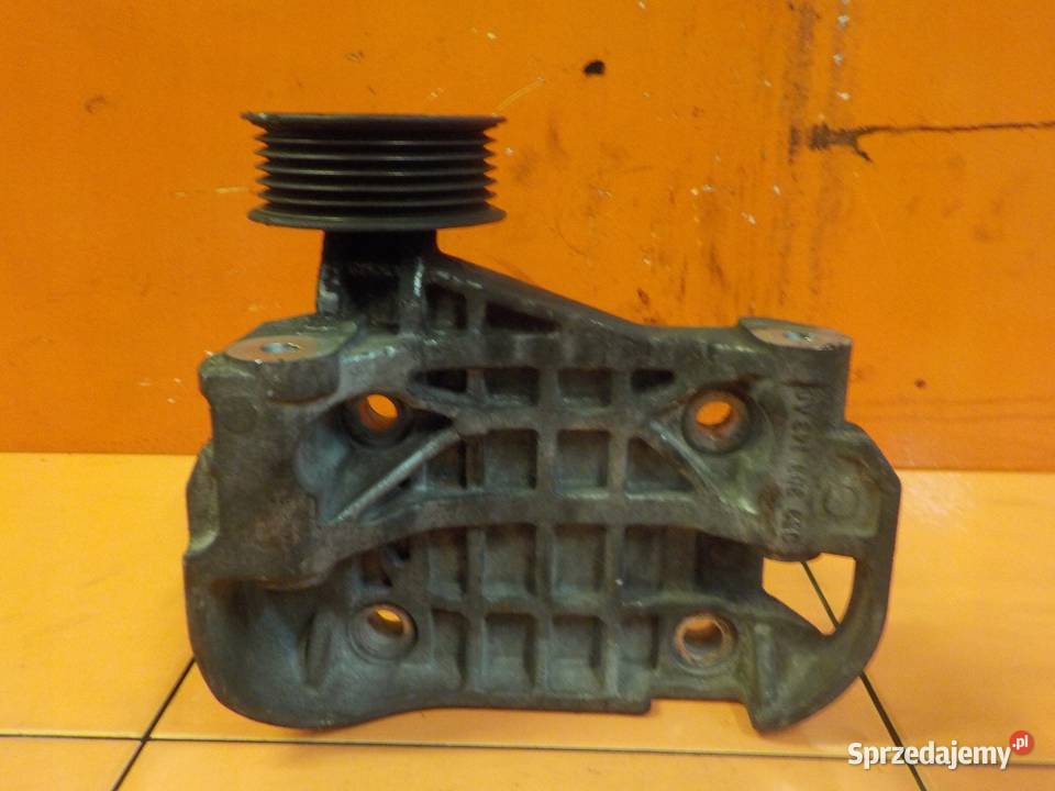 AUDI Q7 TOUAREG 30 TDI 10r CAS lapa mocowanie osobowe Pozostałe Suków