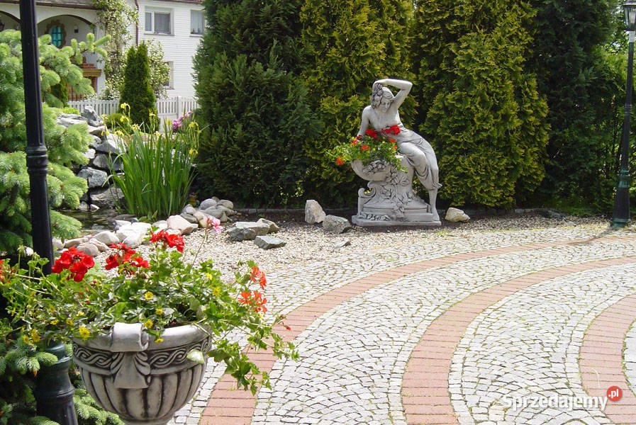 PIĘKNA DUŻA DONICA OGRODOWA FIGURA KWIETNIK 350 Architektura ogrodowa Nowa Sól sprzedam