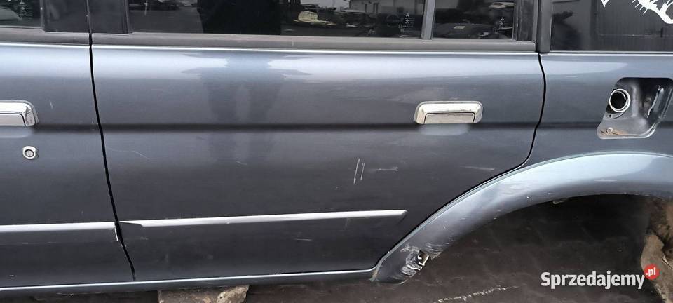 DRZWI LEWE TYŁ MITSHUBISHI MONTERO Motoryzacja Lipno sprzedam