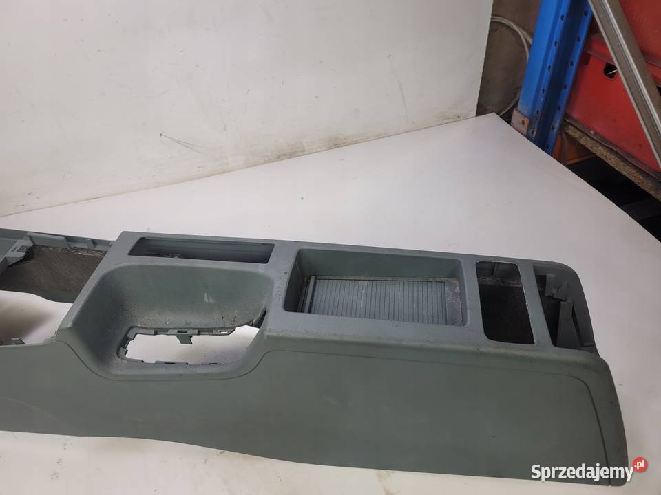 TUNEL ŚRODKOWY AUDI A3 8P LIFT 2 DIN 8P1863244A Przystajń