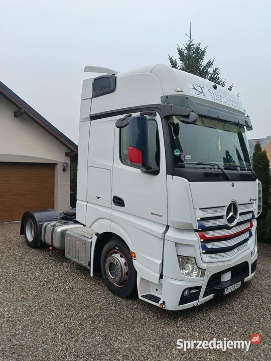 2015 MercedesBenz actros MEGA Zaniemyśl
