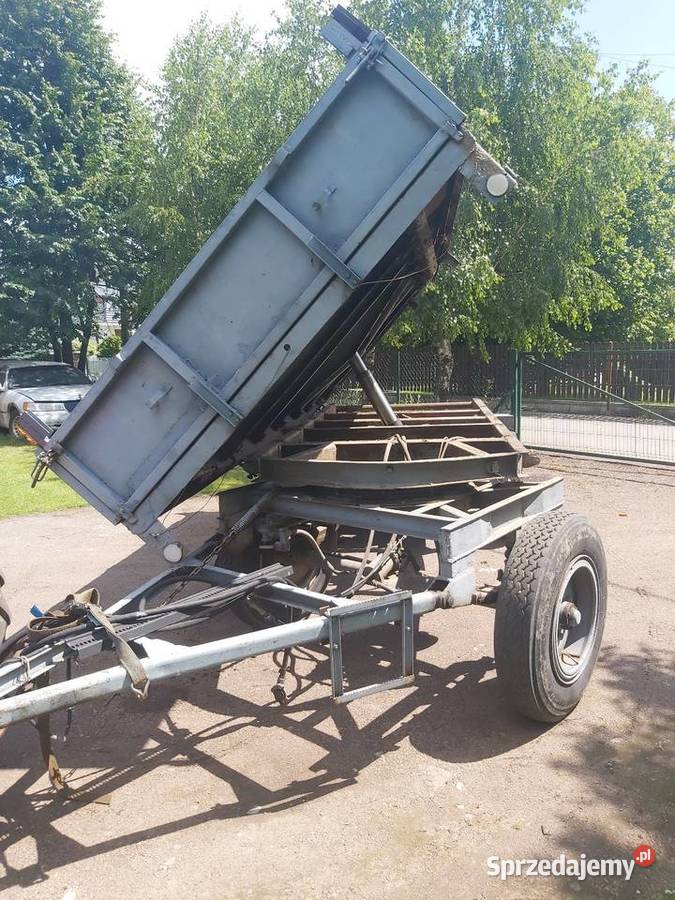Przyczepa sanok d 47 wywrotka nieuszkodzony Przyczepy rolnicze Jawiszowice sprzedam
