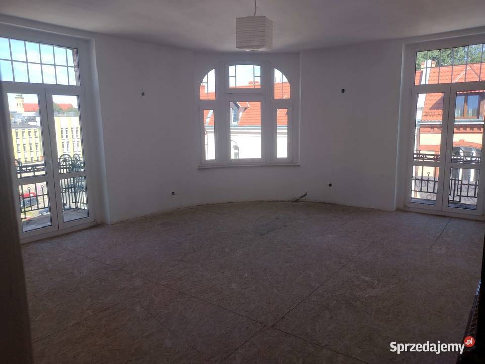 Sprzedam mieszkanie 100 m2 w centrum Jeleniej sprzedam