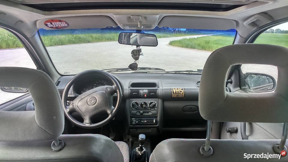 Opel Corsa B 14B 60 95r sprzedaż zamiana Golf Corsa Sępólno Krajeńskie