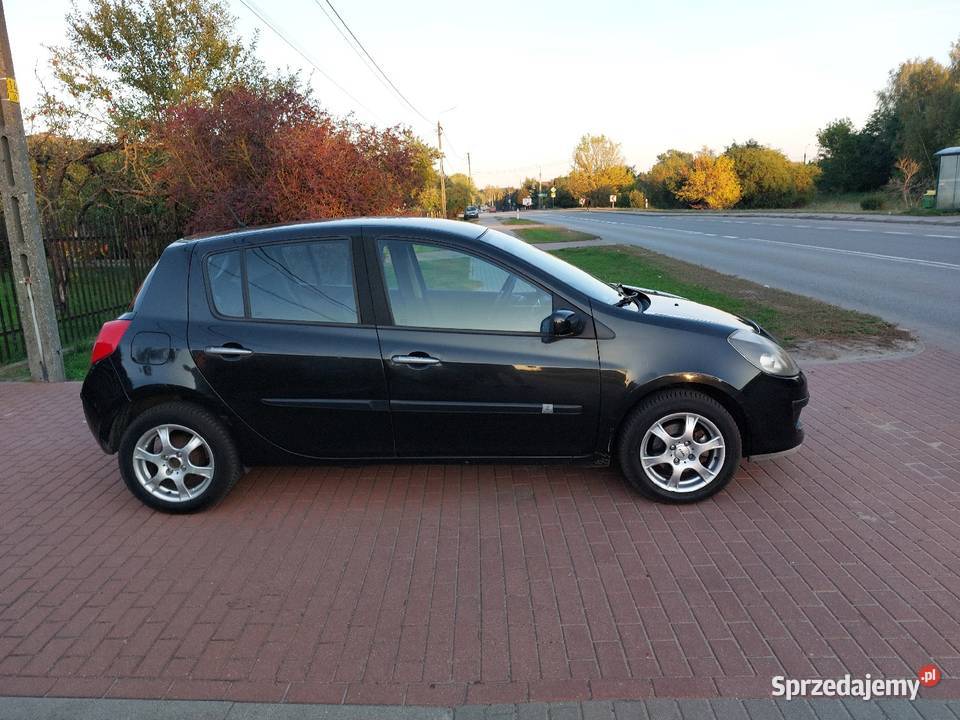 Renault Clio 12 benzyna 75KM