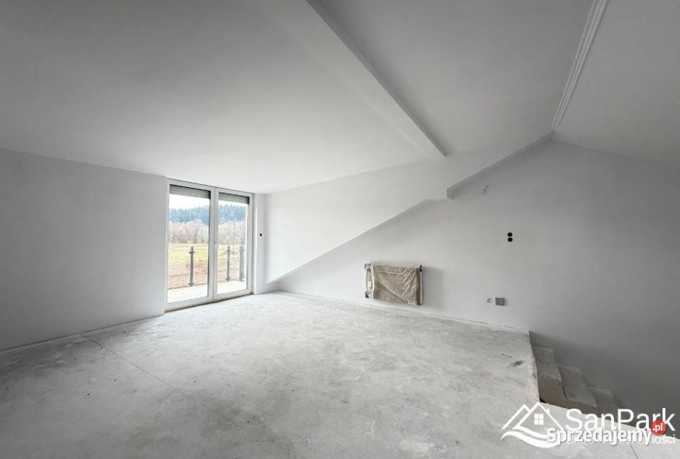 Sprzedaż mieszkania Lesko 102m 4 pokoje