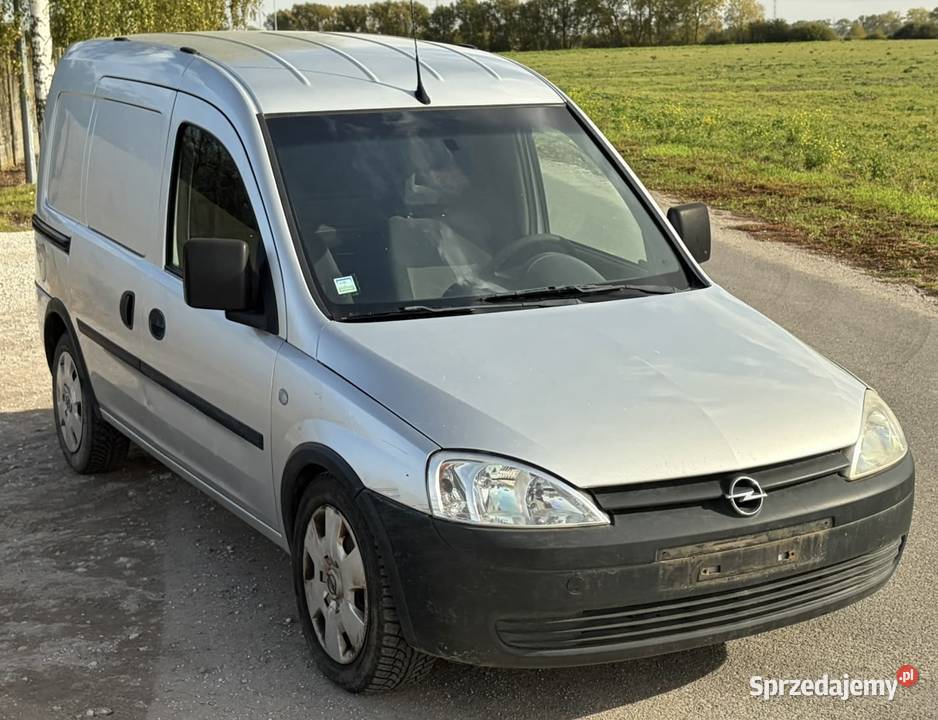 Opel Combo VAN 17 CDTI KLIMA 160 radio / CD Motoryzacja