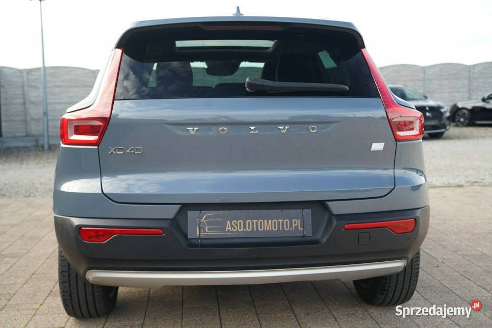 Volvo XC 40 RECHARGE nawi ful led SKÓRA panorama serwisowany w ASO Otmuchów