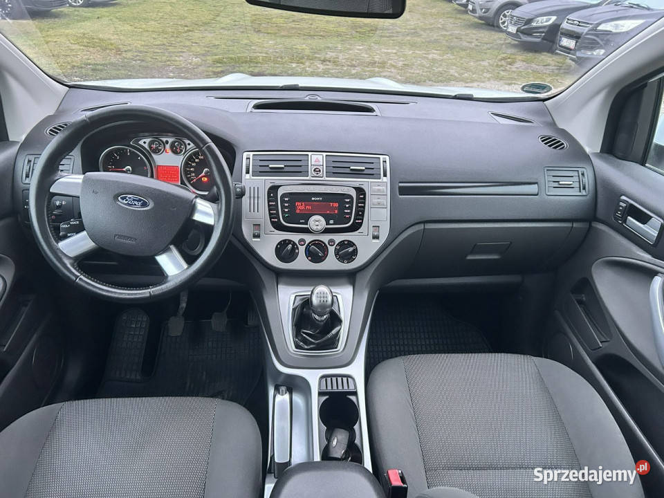 Ford Kuga Super stan zarejestrowany w Polsce I światła przeciwmgielne