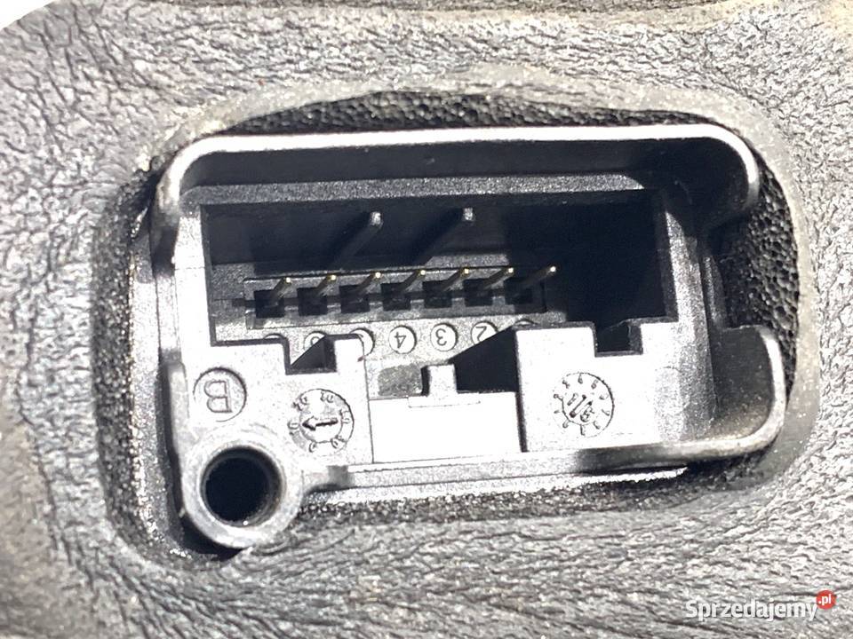 ZAMEK DRZWI PRAWY PRZÓD VW GOLF VII Hatchback osobowe