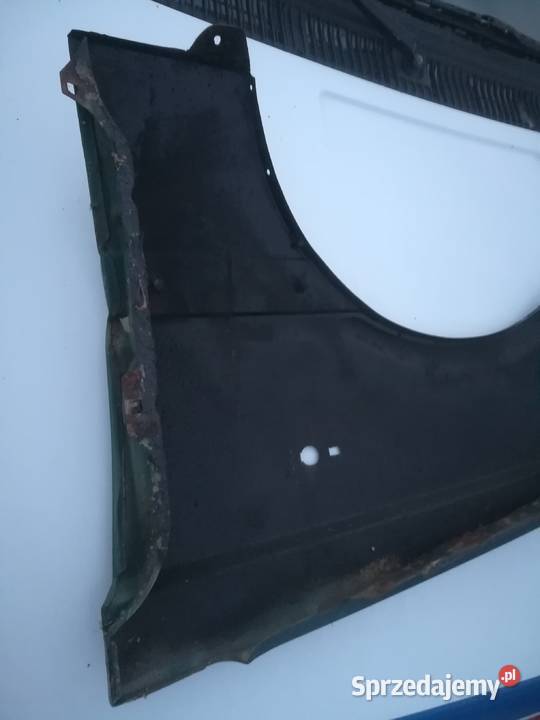 Polonez caro atu truck błotnik prawy 42u kombi Suskowola