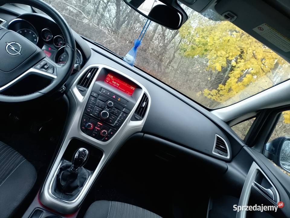 Opel astra j 14 turbo Sports tourer Makowlany