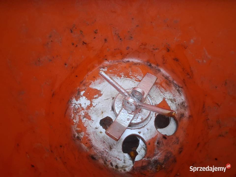 rozsiewacz nawozu 300l Wieczyn