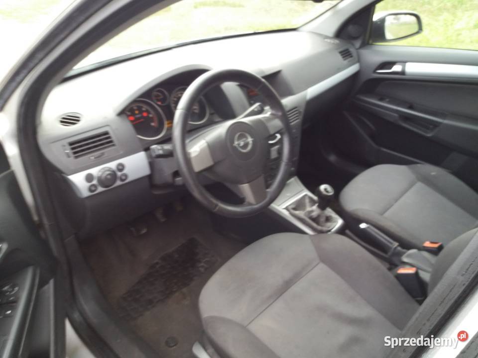 Opel Astra H 19 CDTI części osobowe Jarocin