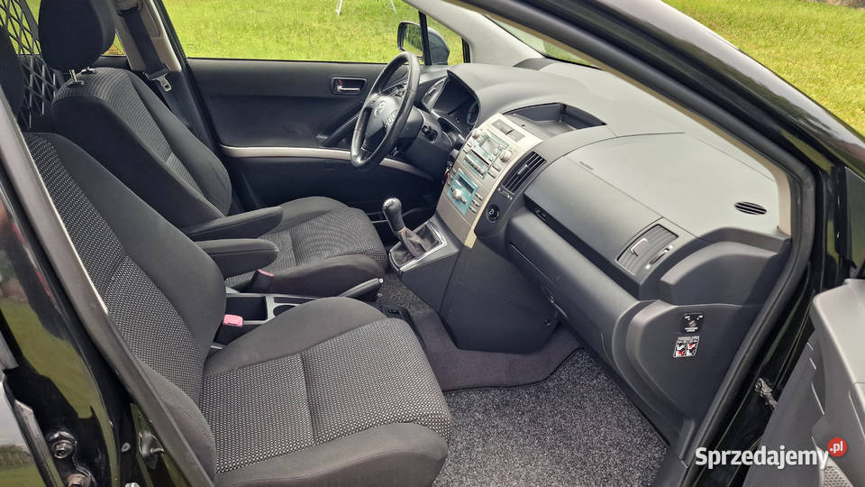TOYOTA corolla VERSO 2 os 22 DCAT dostawczy Leszno