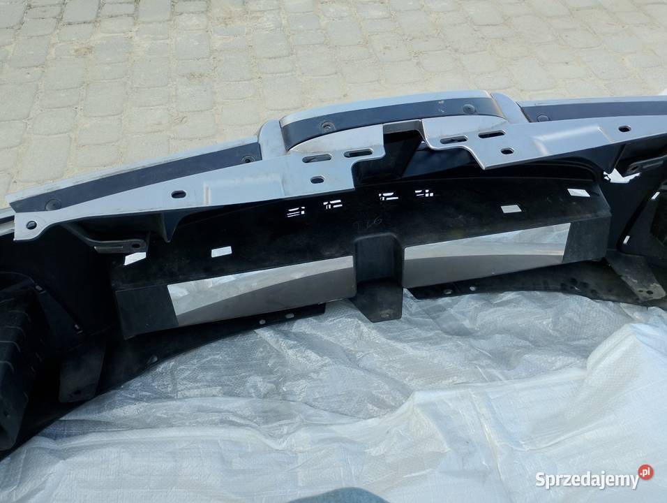 Sprzedam Zderzaki Strzeszyn