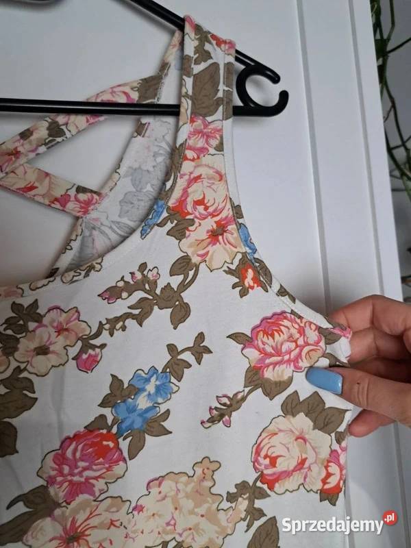 Lekka sukienka z kwiatowym motywem Vero Moda L kolorowy Trąbki Wielkie