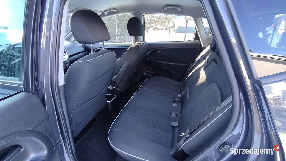 Kia Venga 16 Benzyna Dream Team Edition Mały manualna Jasło