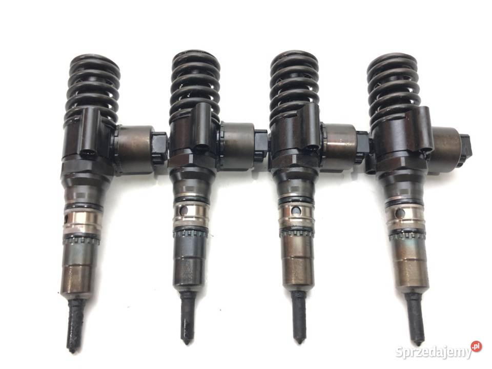 WTRYSKIWACZE KOMPLET VW GOLF V 03G130073B 20 140