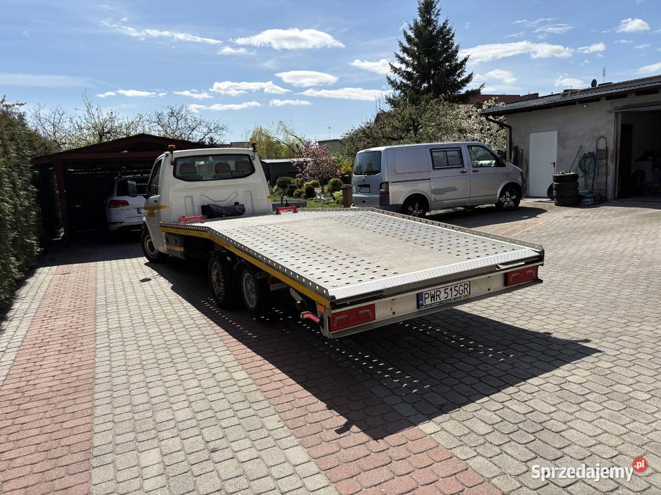 Laweta VW T5 PPP 2500cm3 Września sprzedam