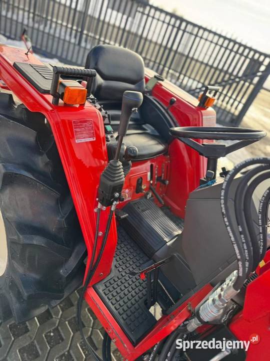 YANMAR F2654X4 26 Wspomag Zarejestrowany mazowieckie Biskupice