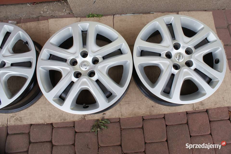 Strukturalne 5x105x566 ET41 65Jx16 Opel Astra K stalowe podkarpackie Nozdrzec