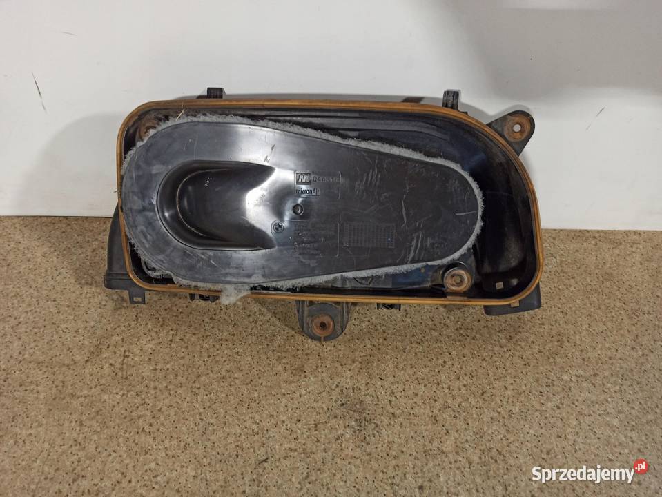 OBUDOWA FILTRA POWIETRZA 7800151 BMW F07 F10 Osłony i zaślepki