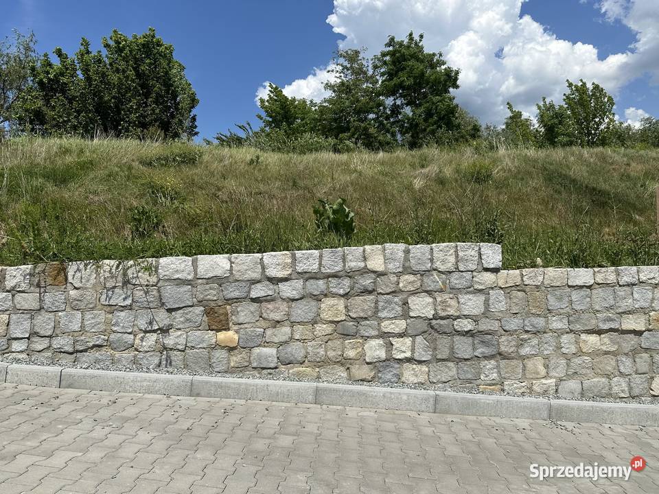 Kostka granitowa łupana idealna pod mury opolskie Opole
