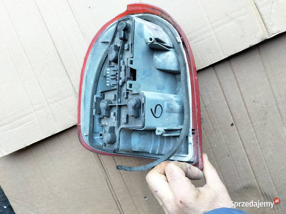 OPEL CORSA B LAMPA TYŁ TYLNA PRAWA Kamień-Kolonia