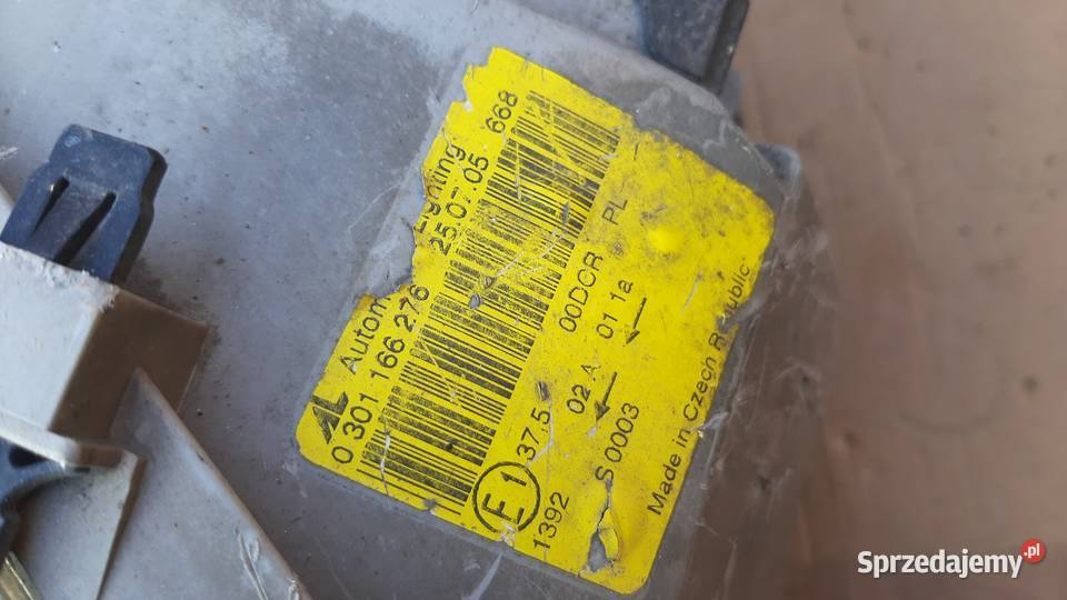 lampa prawa lewa xenon Mercedes c w203 lift Lampy przednie dolnośląskie Dębno