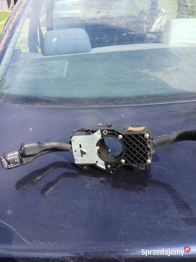 Audi A4 b5 przełącznik pająk pod lierownicę Biecz