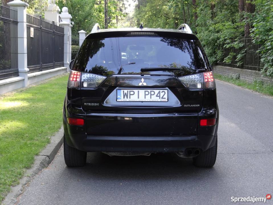 Mitsubishi Outlander serwisowany w ASO czujnik parkowania Konstancin-Jeziorna