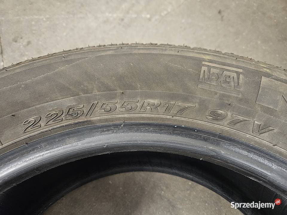 4 22555 R17 97V Nexen Classe Premiere CP643a