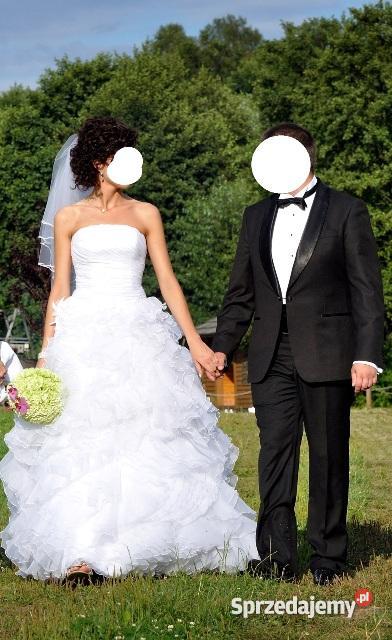 Suknię Ślubną Agnes 10658 Golub-Dobrzyń