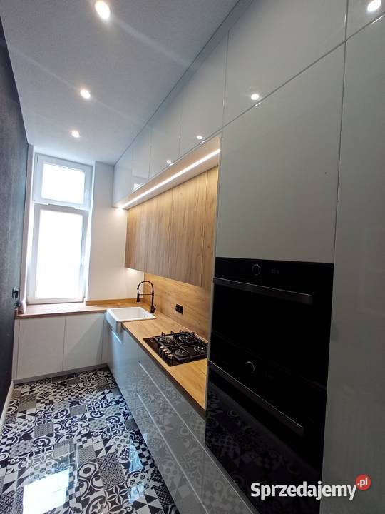 Meble Na WymiarProducent Wykończenie wnętrz