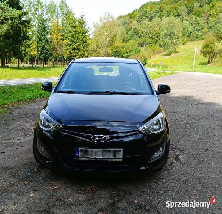 Ładny nie zgnity Hyundai lifcie i20 z roku 2013 Domaradz