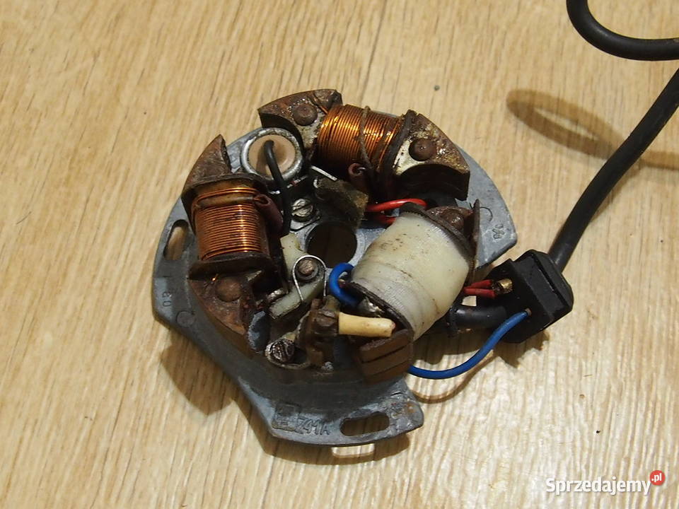 ROMET KOMAR MOTORYNKA ZAPŁON ISKROWNIK Szewna