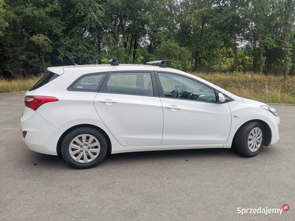 Hyundai i30 CW 16 CRDi kombi Motoryzacja