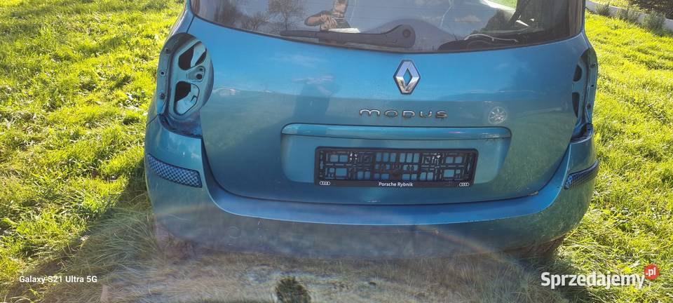 Klapa bagażnika Renault Modus Zabłocie