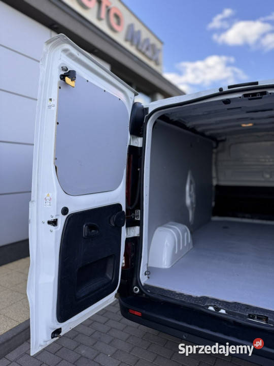 Renault Trafic 20DCI 130L2H1 Vat1Gwarancja stan czujnik parkowania Radom sprzedam