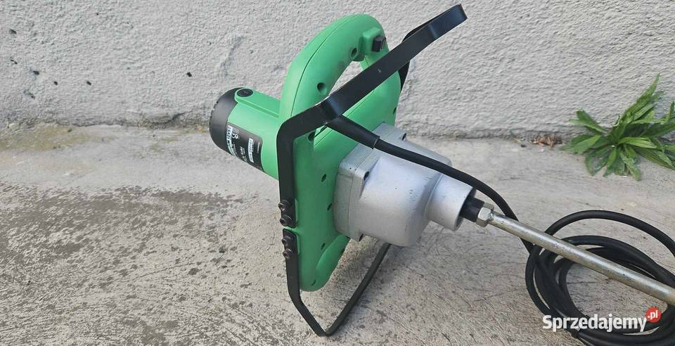 HITACHI UM 12VST 1100W mieszarka dwubiegowa