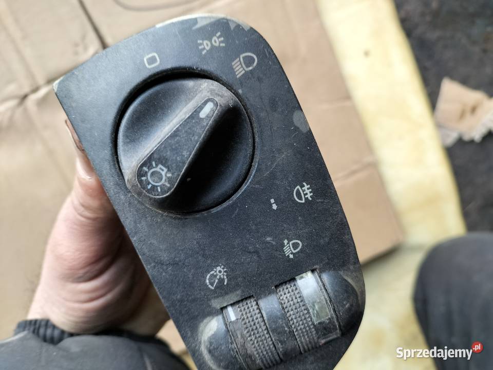 WŁĄCZNIK WYŁĄCZNIK ŚWIEAT SEAT 6k1941531 Kamień-Kolonia