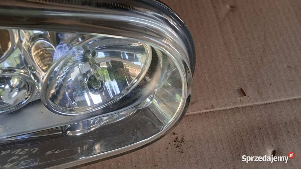 VW GOLF IV LAMPA PRZÓD PRAWA EU