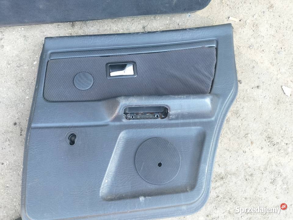 AUDI 80 B3 80B3 80B4 80 B4 BOCZEK BOCZKI DRZWI osobowe Pozostałe