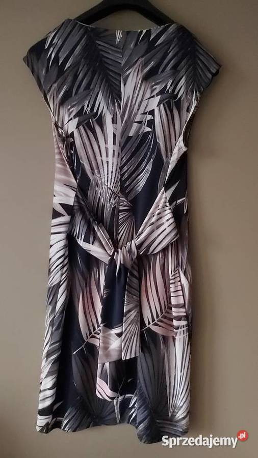 Nowa Sukienka 42XL Petite Colection będzie