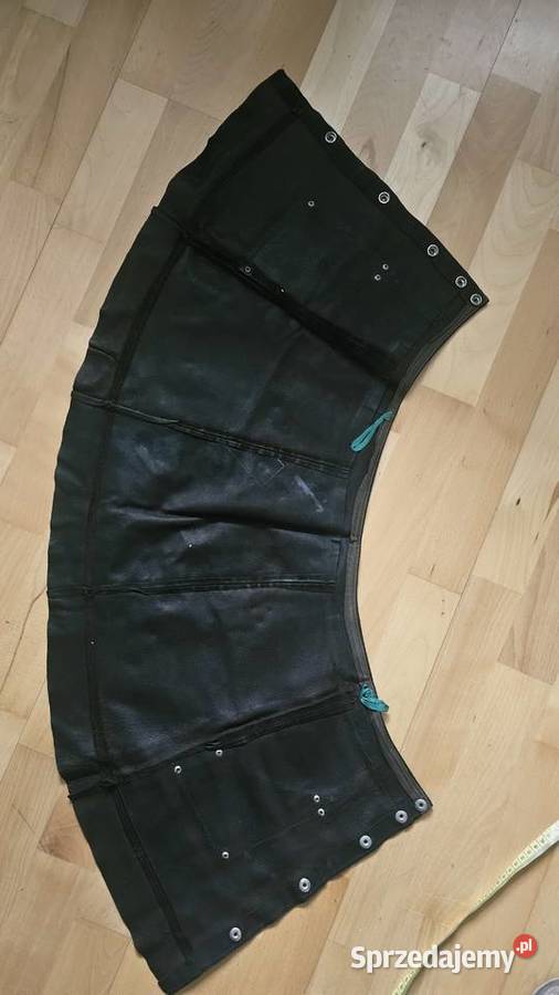 Skórzana mini spódnica z nitami XS Spódnice i sukienki Kraków