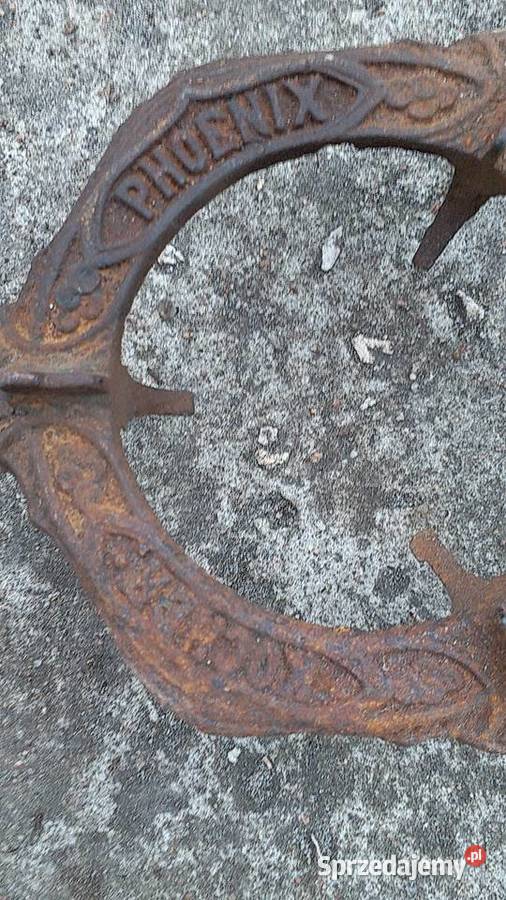 PrzedwojennaStylowa podstawa pod garnekZ żeliwa Barlinek