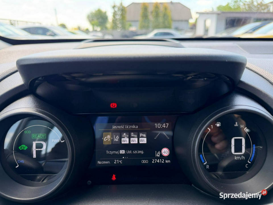 Toyota Yaris hybryda automat kamera gwarancja IV Zarejestrowany w Polsce Zbąszyń