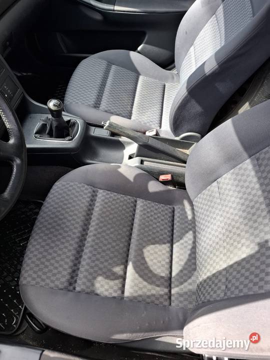Audi a4 16 benz 197 przebiegu 1 wlasciciel nieuszkodzony Kłobuczyno